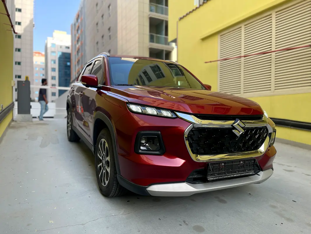 Suzuki Grand Vitara 2024 — photo 1 of 7
