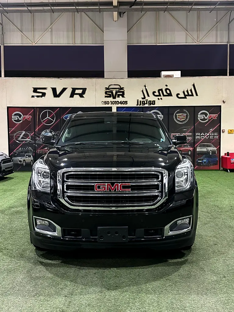 GMC Yukon 2020 — photo 1 of 17