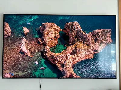 65-inch 4K QLED Smart TV - Excellent Condition