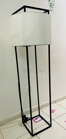 Tall Black Metal Floor Lamp with White Fabric Shade - Modern Design