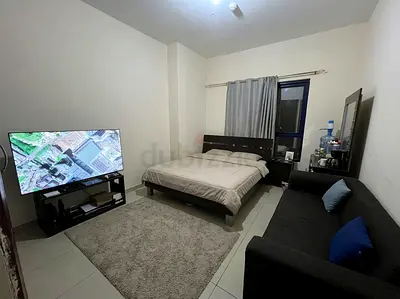 Bachelor Bedspace  w/ Attached Toilet (Shared with 1 Roommate)