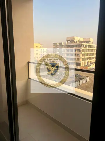 First tenant 1BR in Aljada with balcony and master room. Prime lively location near cafes, shops, and close to Dubai exit.
