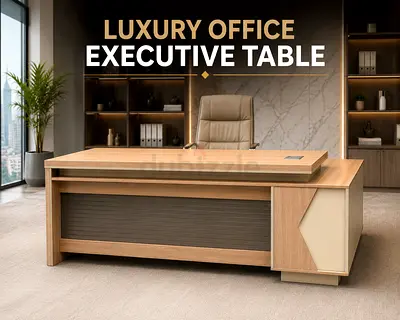 Luxury Executive Office Table – Wooden Office Desk For UAE Offices