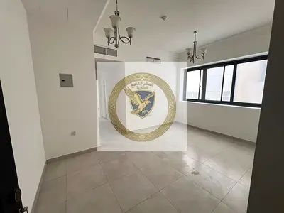 غرفة وصالة أول ساكن مطبخ جديد 2 حمام مساحات واسعة ساحات باركن تكييف مركزي تاور عائلي بمنطقة الخان على شارع الخان مباشرة وقريبة من مخرج دبي