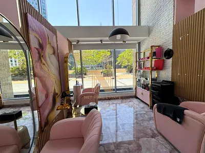 Fully Fitted Salon I Prominent Location I High ROI
