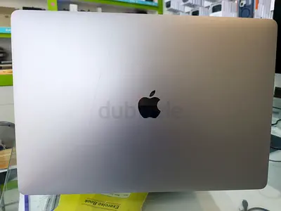 Macbook pro 2019 i7 touch bar 32GB ram 512 GB Hard drive