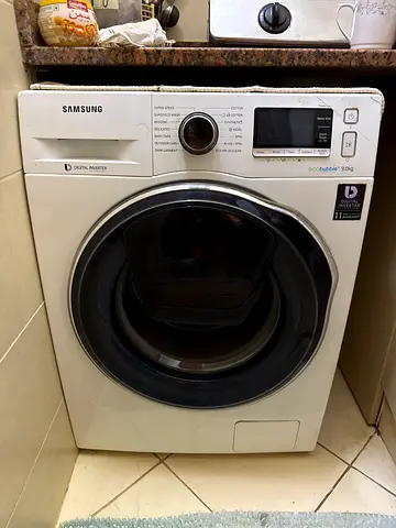 Samsung Front Load Washing Machine - 7kg, White, Good Working Condition