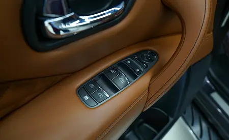 2023 Infiniti QX80 照片 8