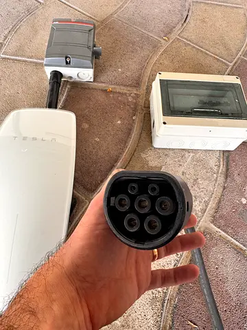 Tesla Wall Connector Gen 3 (Type 2, 22kW) + Complete ABB Electrical Kit — Full Setup