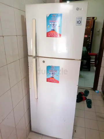 LG FRIDGE /AED 225