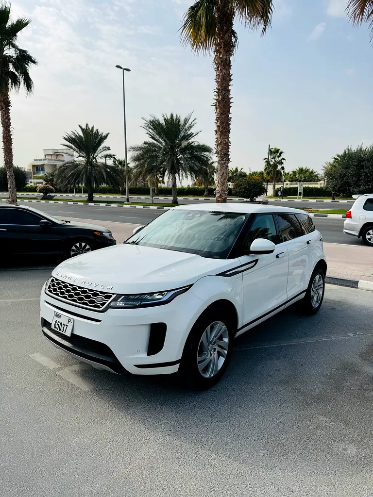Land Rover Range Rover Evoque 2020 — photo 1 of 10