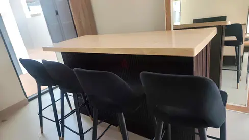 Bar Table with 4 Black Stools