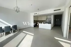 FLEXIBLE CHEQUES | MODERN | CLOSE TO POOL