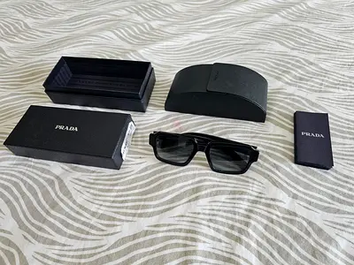 Prada Sunglasses 02ZS Black/Grey S - Original bought from UAE - Brand New