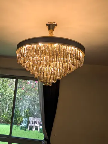 Crystal tiered chandelier ceiling light - elegant modern design