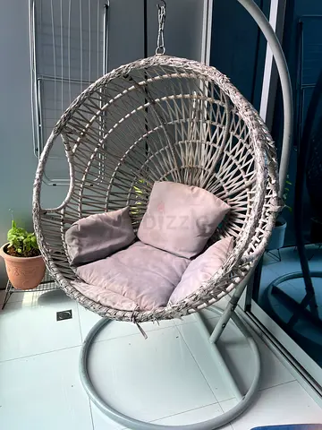 Hanging Egg Chair with Cushion and Stand