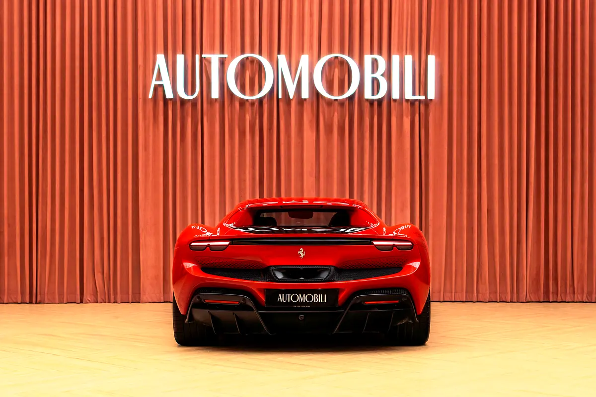 Ferrari 296 GTB 2024