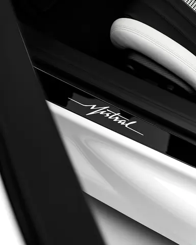 2025 Bugatti W16 MISTRAL — фото 12