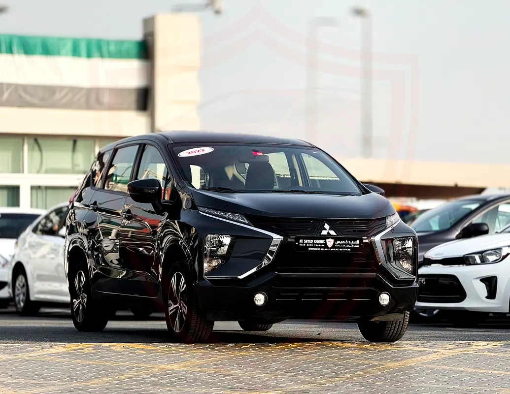 Mitsubishi Xpander 2022 — photo 1 of 18