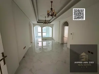 Spacious 3BR apartment with hall and majlis in Al Mowaihat 3, close to schools, services, and MBZ Road/E311. Wide rooms, 3 bathrooms, built‑in wardrob