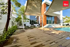 Stunning Villa | Vacant | Elevated Plot | Quality