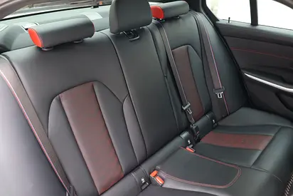 2024 BMW M3 缩略图 17