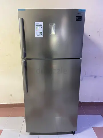 Samsung Latest Model  720 letter Capacity top-mount refrigerator featuring Twin Cooling Plus
