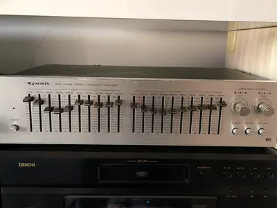 Realistic Stereo Graphic Equalizer - Vintage 2x10 Band