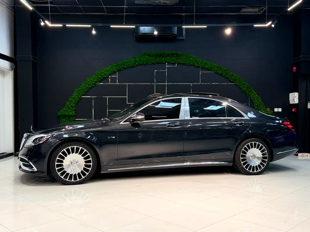 Mercedes-Benz S-Class 2015 — photo 1 of 16