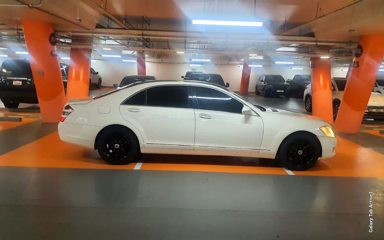 Mercedes-Benz S-Class 2008 — photo 1 of 13