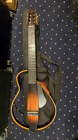 Classical guitar SIlent Yamaha SLG200N (reverb,delay,EQ,tuner)
