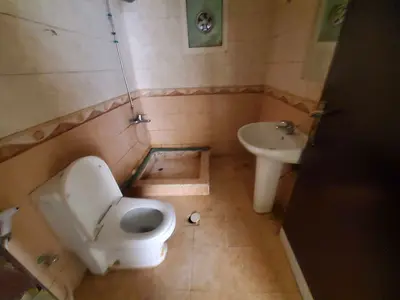 Lavish 1bhk good building near Al Medina rent in just 30k