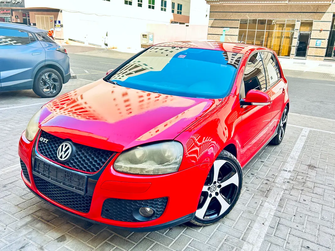 Volkswagen Golf GTI 2009 — photo 1 of 20