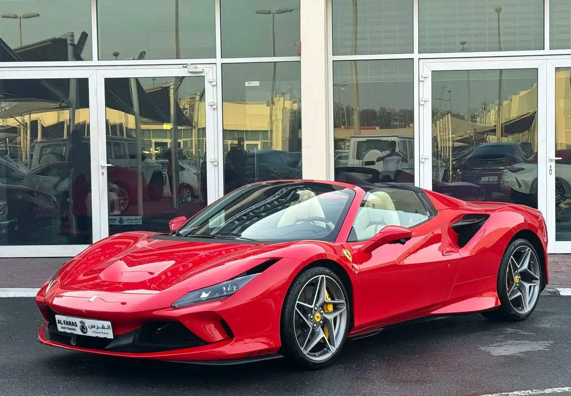Ferrari F8 Spider 2022 — photo 1 of 18