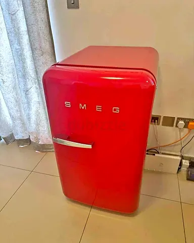Smeg Retro Style Refrigerator Red Color