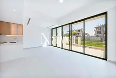 Modern Design | Unfurnished | Single Row