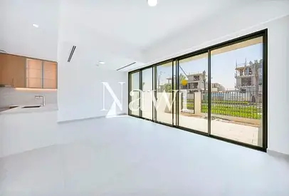 Modern Design | Unfurnished | Single Row