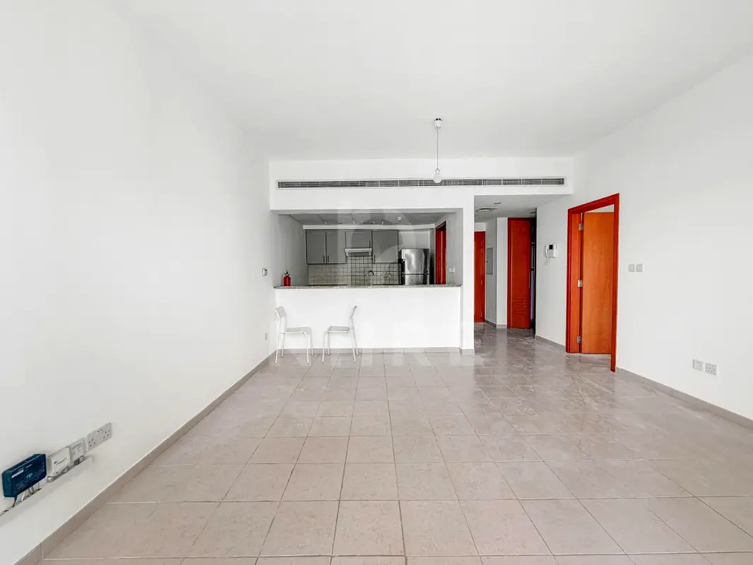1BR Unfurnished-Best Priced | High Floor | Balcony