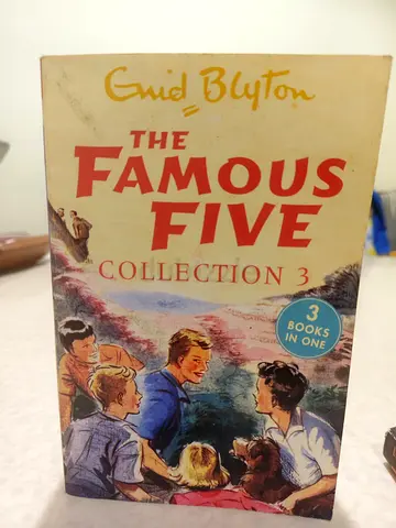 Enid Blyton - The Famous Five Collection 3 (3 Books in One)