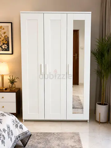 Modern White 3-Door Wardrobe with Mirror