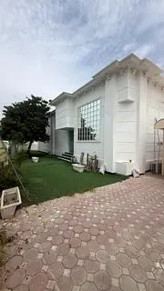 Commercial villas for annual rent in Al Hazana area, Sharjah, near Sharjah Club. Consisting of 7 roo