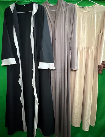 2 Abaya and 1 dress new for 65