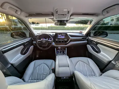 صورة 10 لـ 2020 Toyota HIGHLANDER