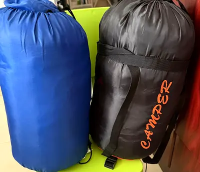 2 sleeping bags