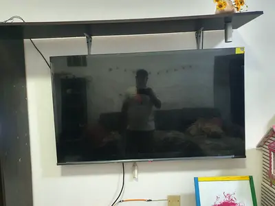 Wall Mounted Smart LED TV