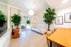 Fully Upgraded | All Bills Included | Mid Floor