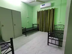 Executive Bachelor BedSpace in Karama in a 4 Person Sharing Room