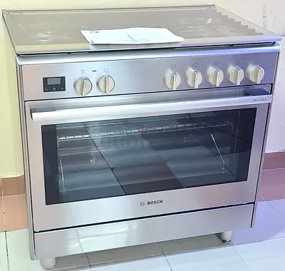 Bosch 8 series Top Gas Oven Electric 90 cm freestanding