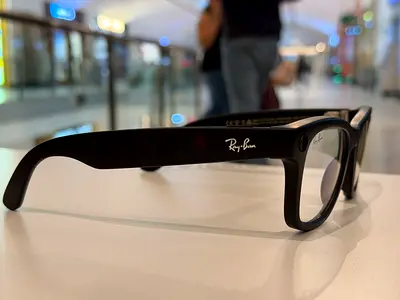 Ray-Ban Black Wayfarer Eyeglass Frames - Preowned