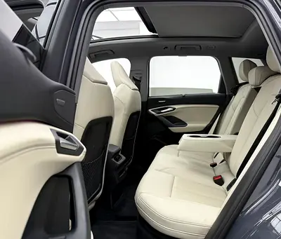 2025 AUDI Q6 E-TRON — миниатюра 18
